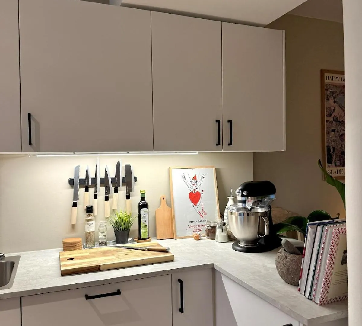 Modern Apartment Near City Center Of Μπέργκεν