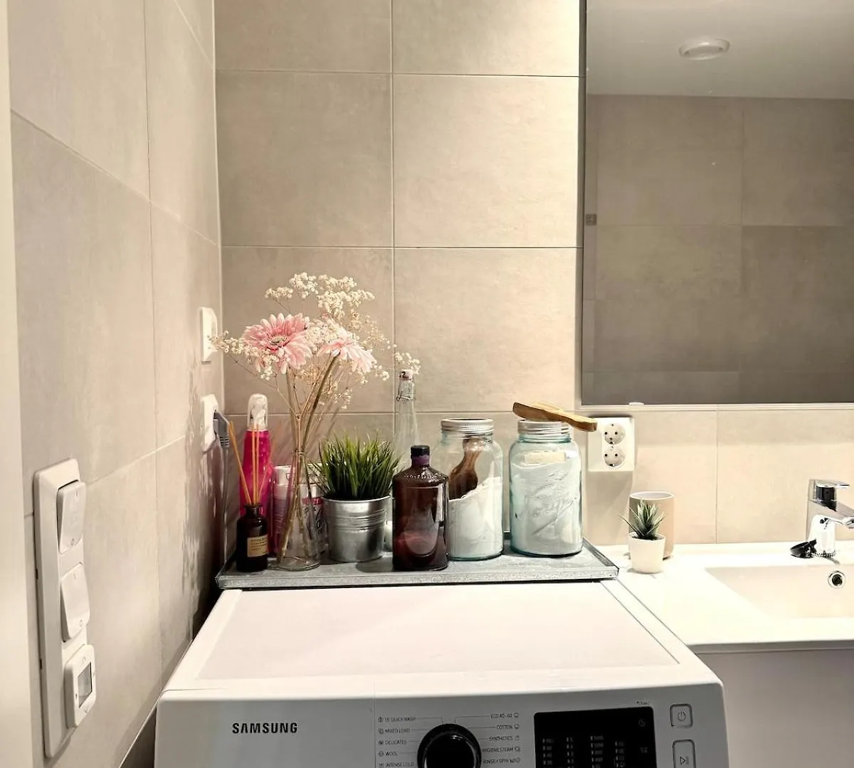 Modern Apartment Near City Center Of Μπέργκεν